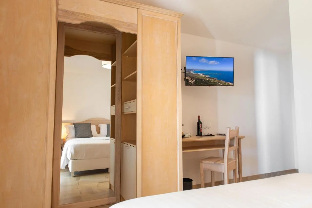 Maristesi Hotell Siniscola